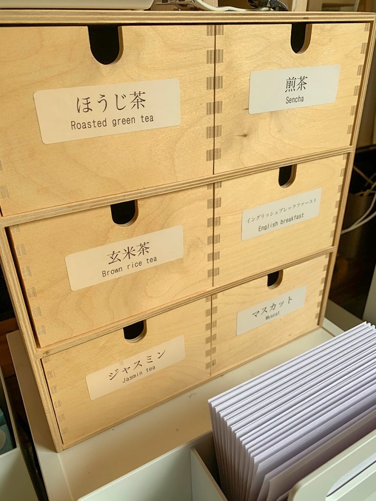 ネスレ スペシャル.Tのカプセル棚